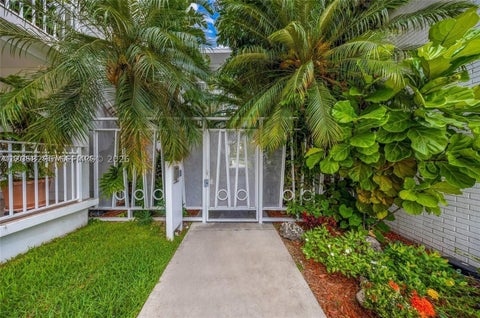 Tiny photo for 1631 NE 114th St #307, Miami, FL 33181 (MLS # A12058296)