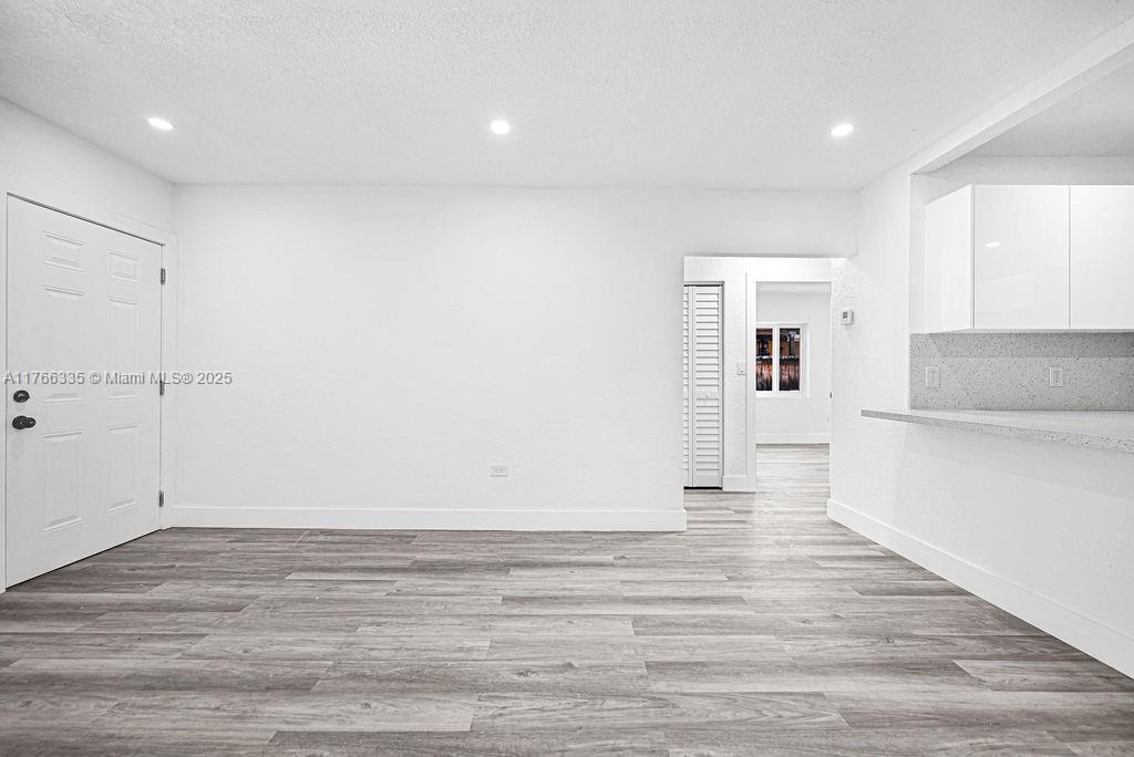 BAY VIEW TERR - Residential