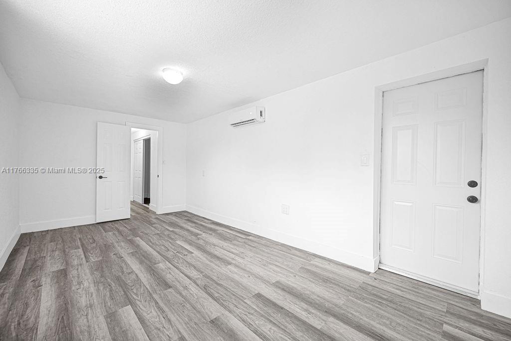 BAY VIEW TERR - Residential