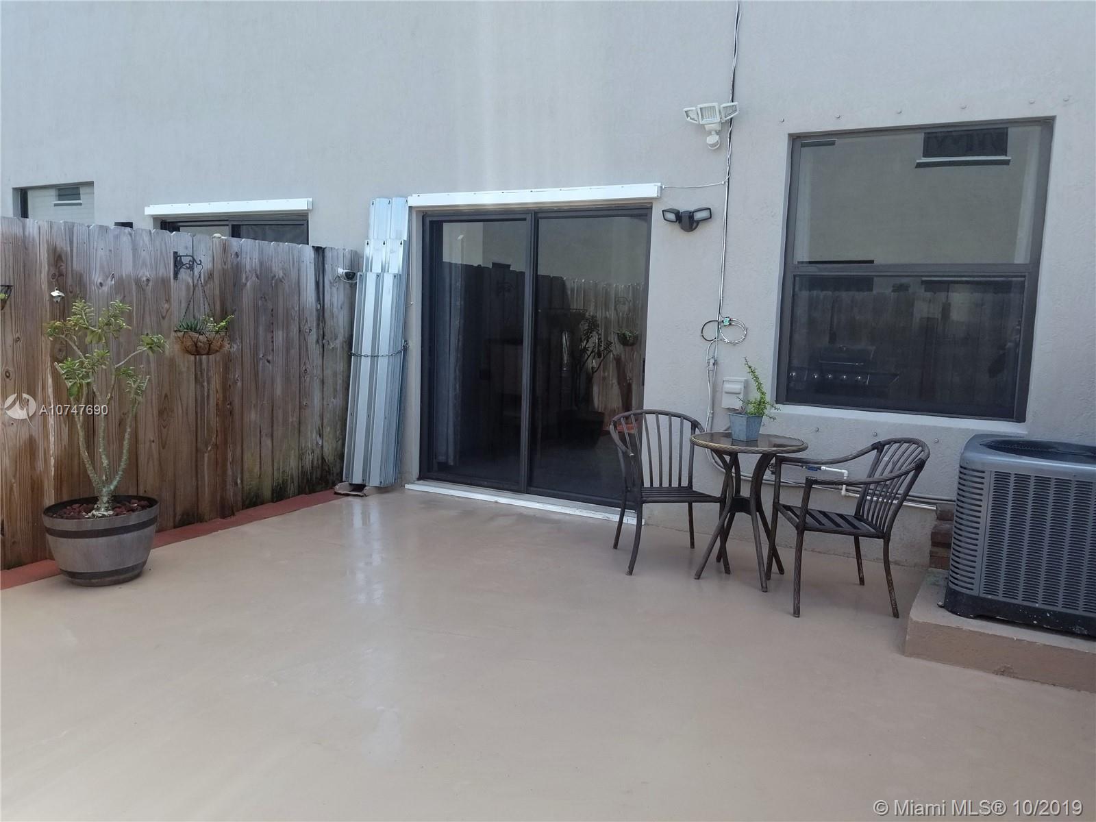 GARDEN ESTATES AT THE HAM - Residential