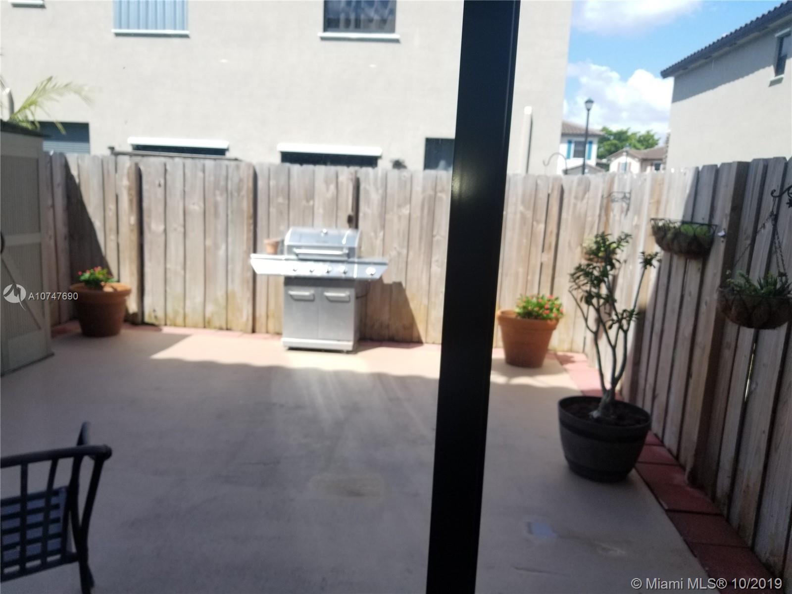 GARDEN ESTATES AT THE HAM - Residential