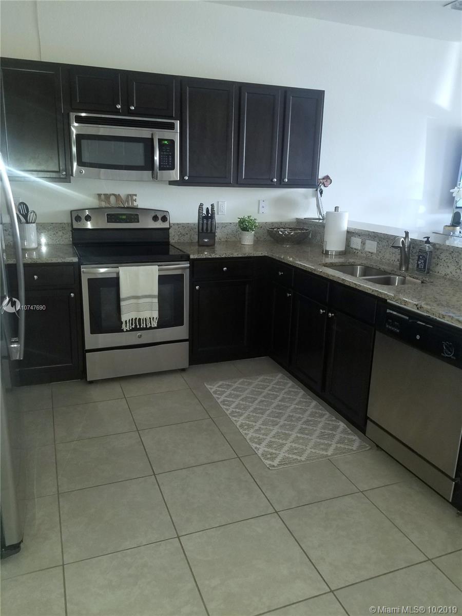 GARDEN ESTATES AT THE HAM - Residential