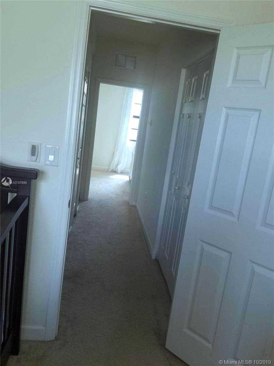 GARDEN ESTATES AT THE HAM - Residential