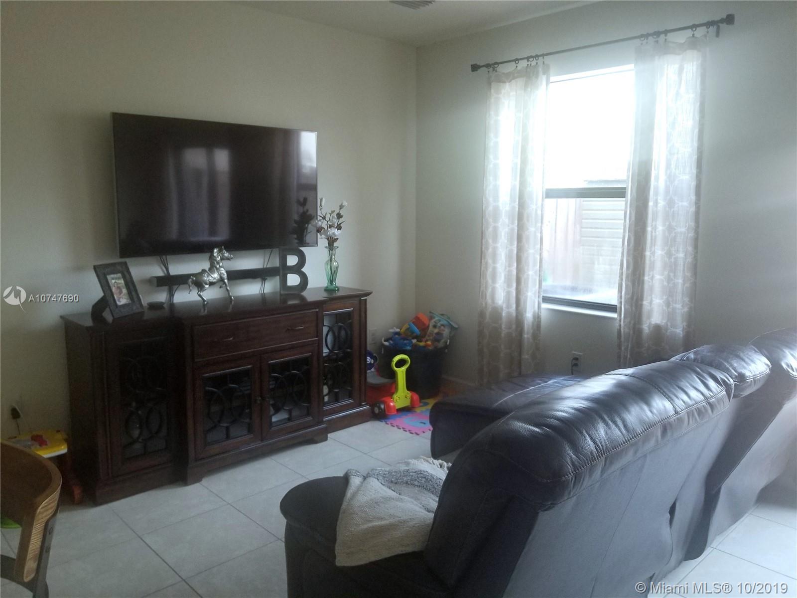 GARDEN ESTATES AT THE HAM - Residential