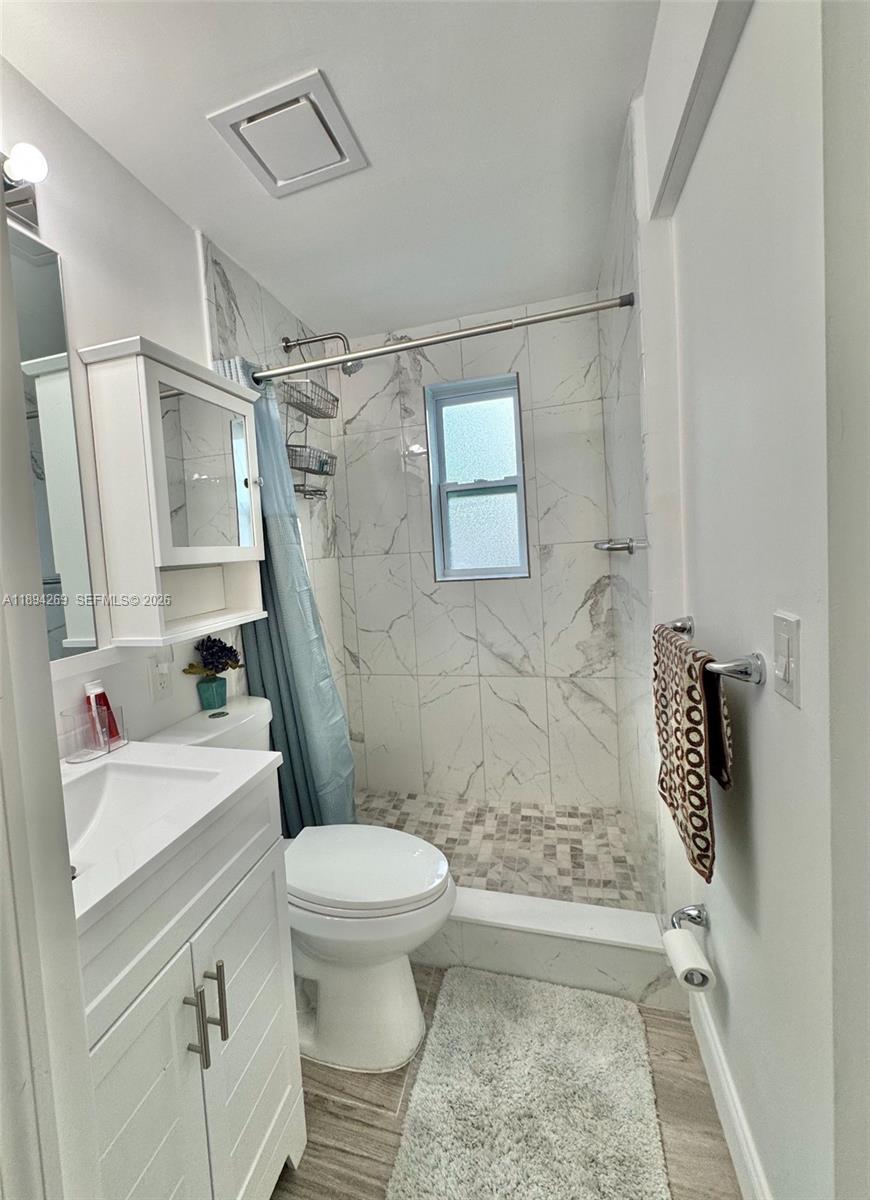 FISHERMANS HIDEAWAY SECTI - Residential