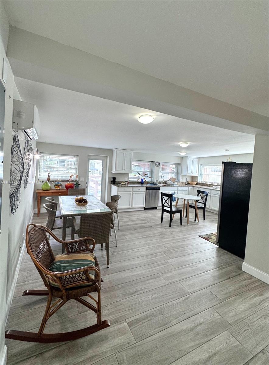 FISHERMANS HIDEAWAY SECTI - Residential