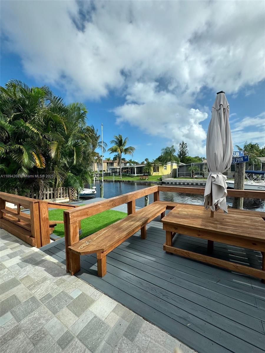 FISHERMANS HIDEAWAY SECTI - Residential