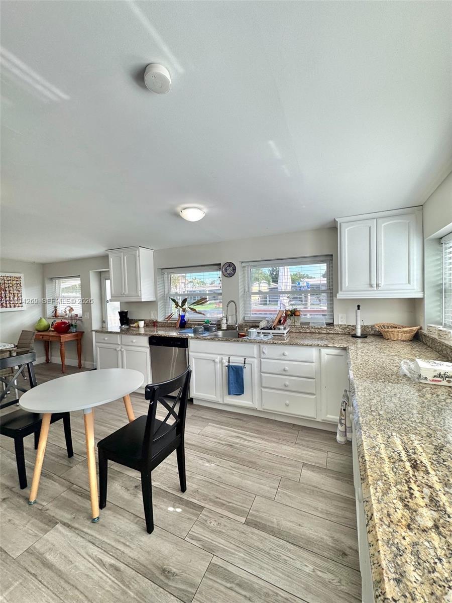 FISHERMANS HIDEAWAY SECTI - Residential