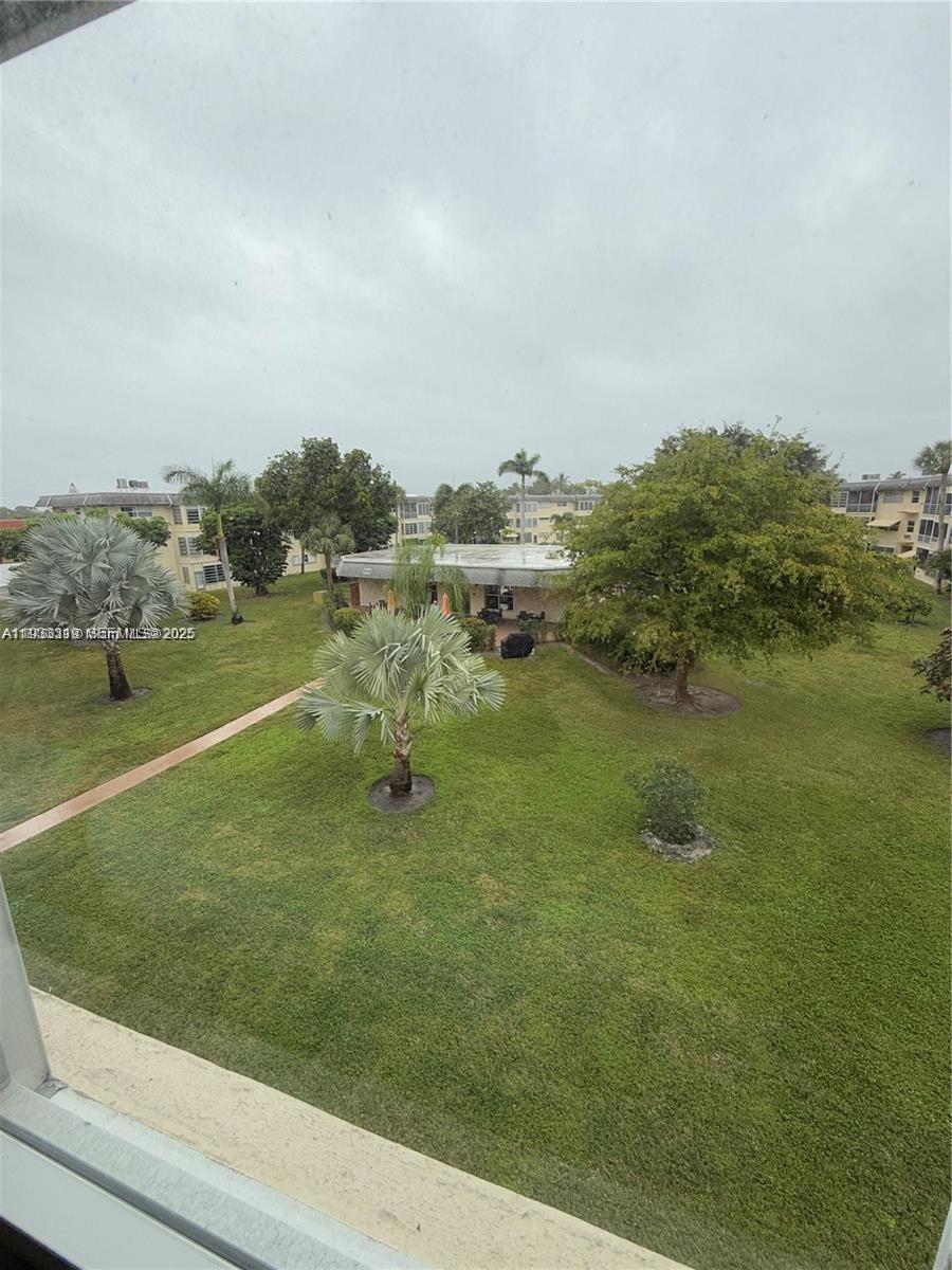 JARRET HALL CONDO - Residential