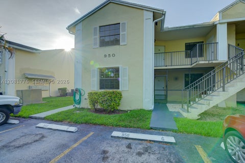 Photo of 950 Constitution Dr #950H, Homestead, FL 33034 (MLS # A12081776)