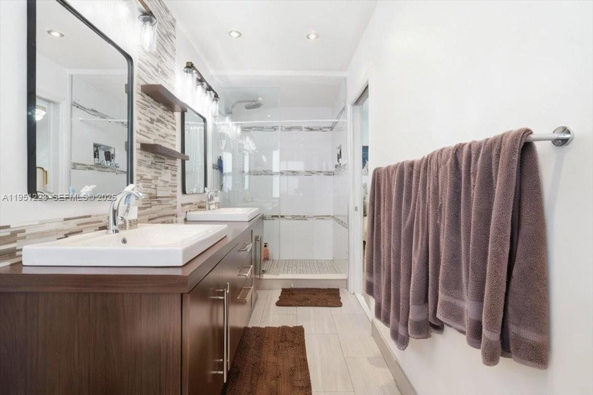 SILVER LAKES AT PEMBROKE - Residential