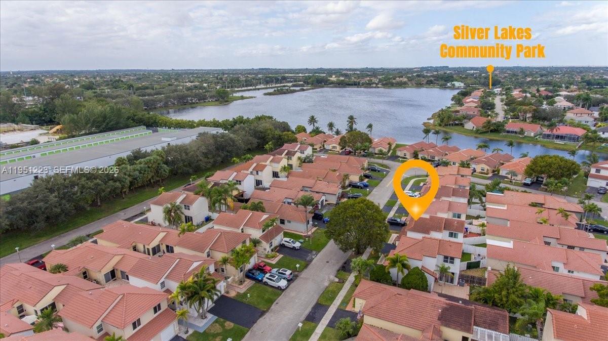 SILVER LAKES AT PEMBROKE - Residential