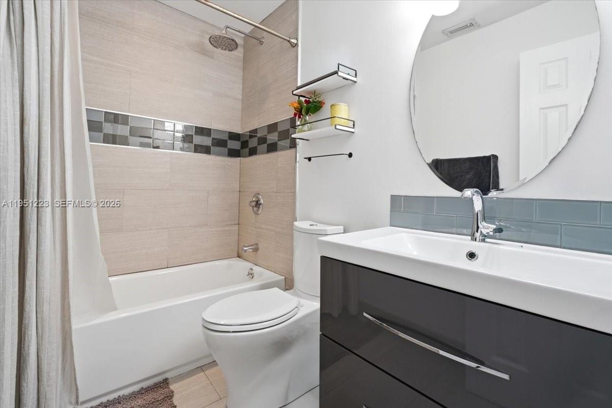 SILVER LAKES AT PEMBROKE - Residential