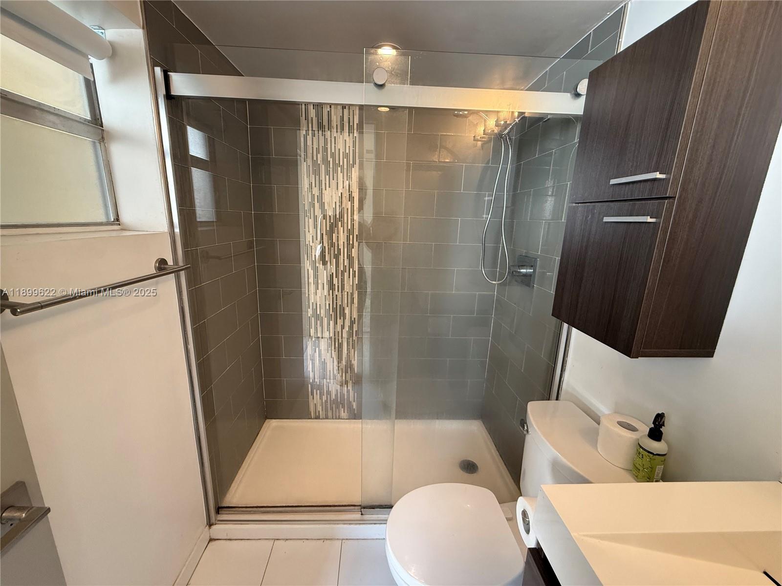 SUNSHINE BAY CONDO - Residential