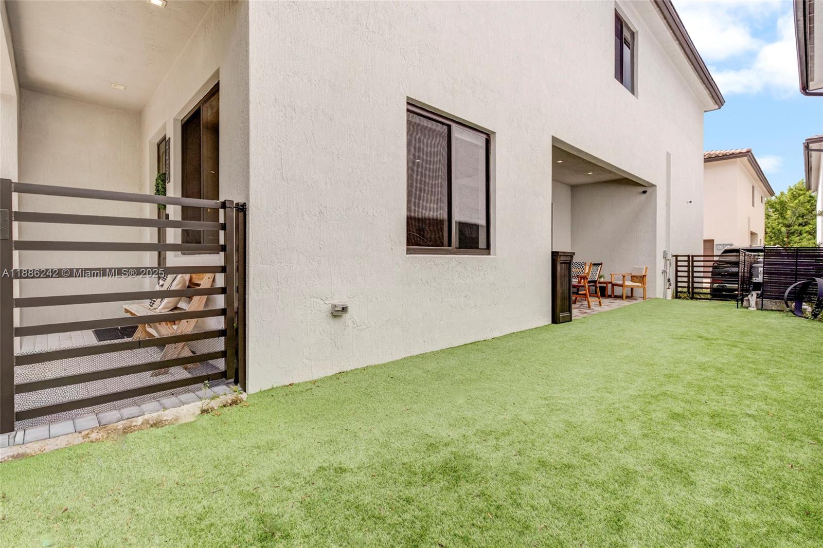CANARIAS EAST - Residential