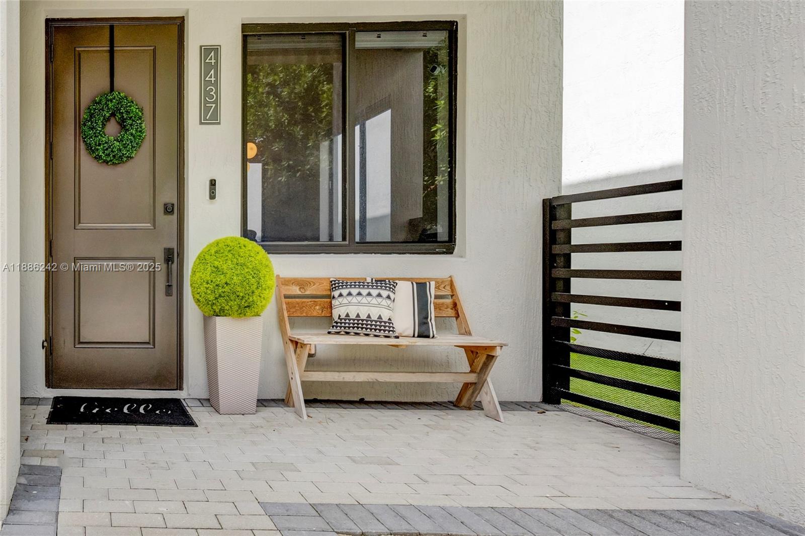 CANARIAS EAST - Residential