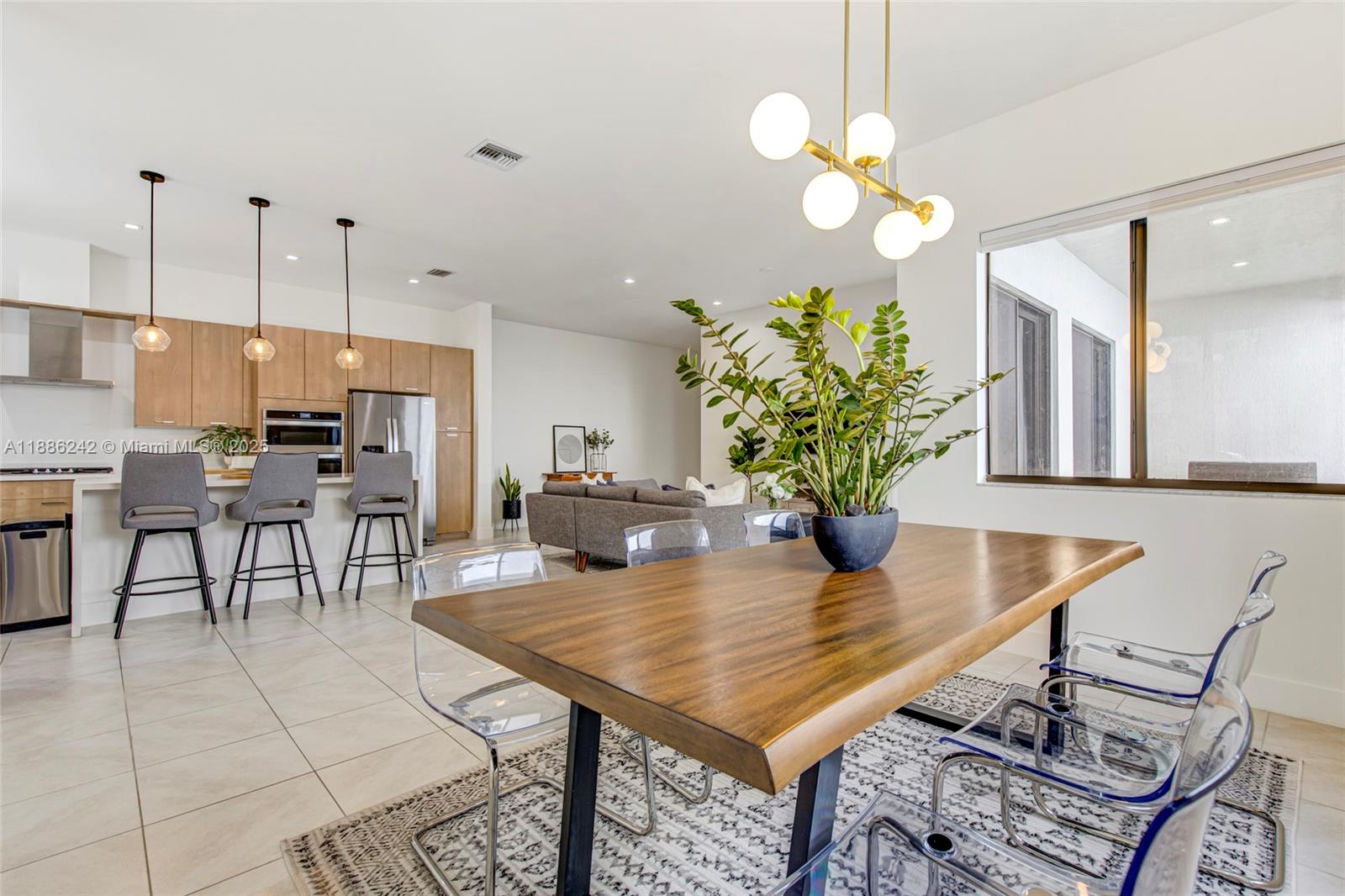 CANARIAS EAST - Residential