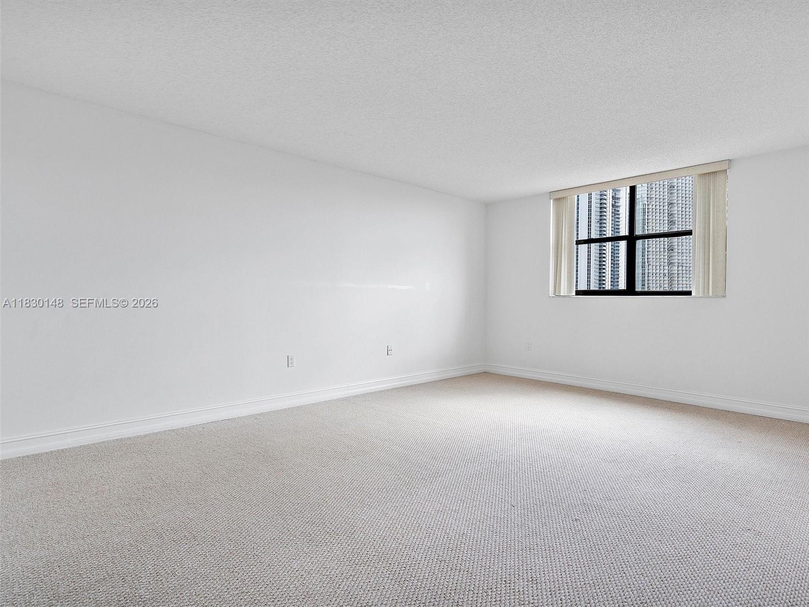 WINSTON TOWERS 600 CONDO - Residential