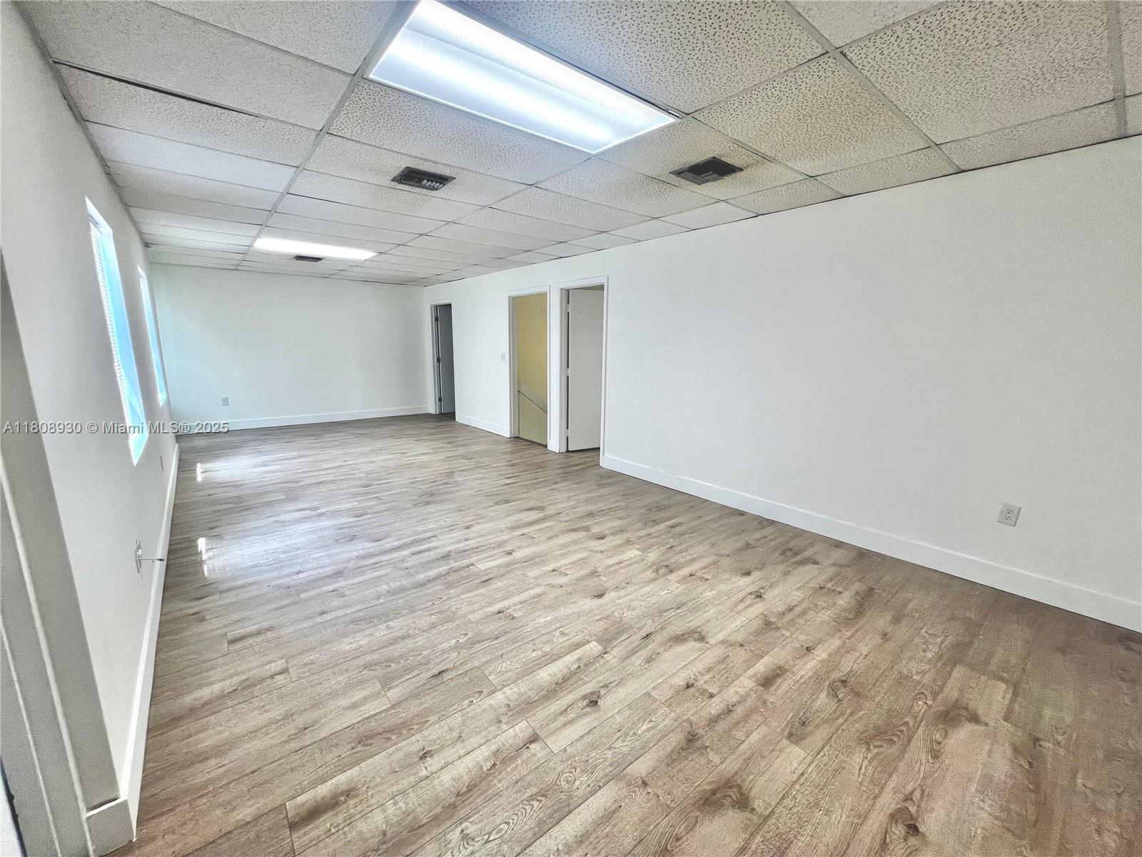 8000 NW 31st St 18