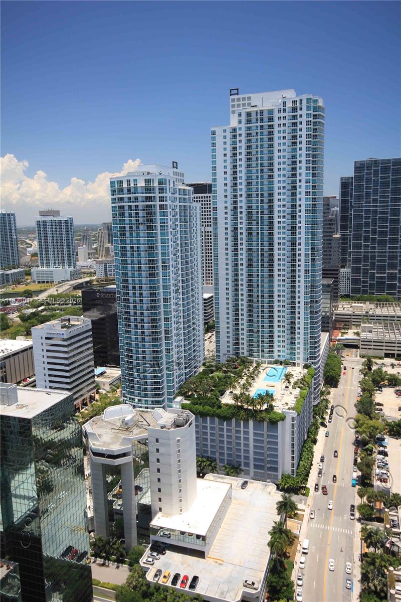 PLAZA BRICKELL EAST - Residential