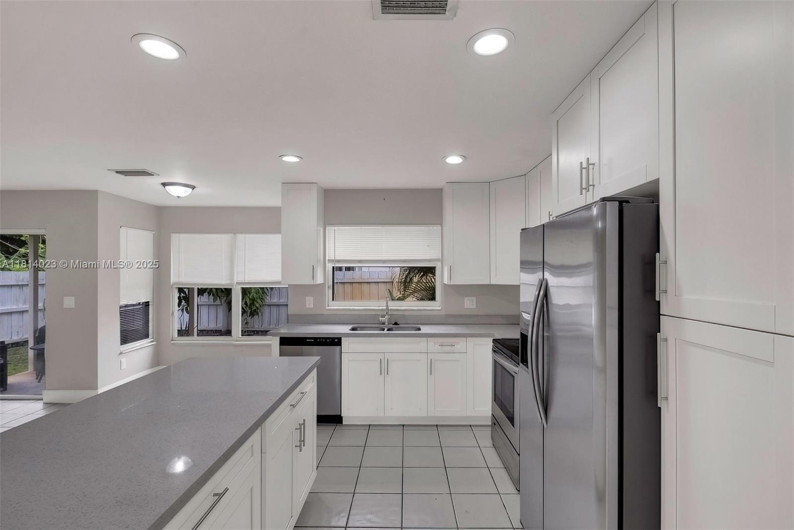 495 SW 183rd Way