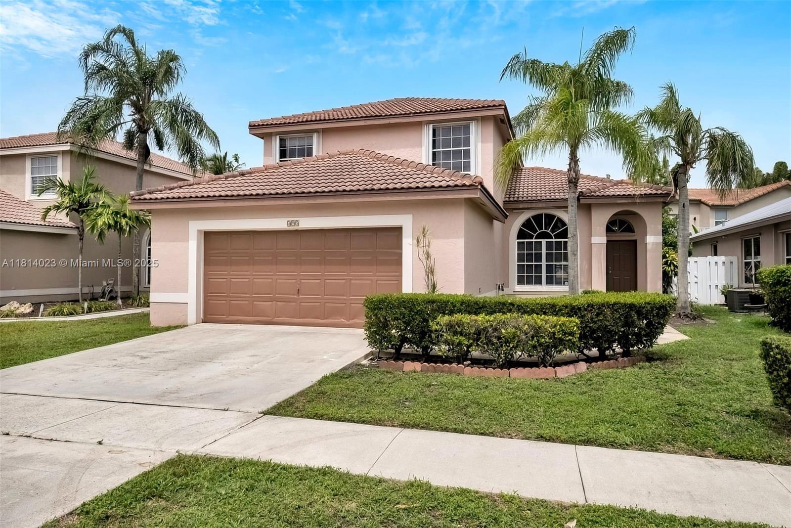 Property for Sale at 495 Sw 183rd Way, Pembroke Pines, Miami-Dade County, Florida - Bedrooms: 4 
Bathrooms: 3  - $689,000