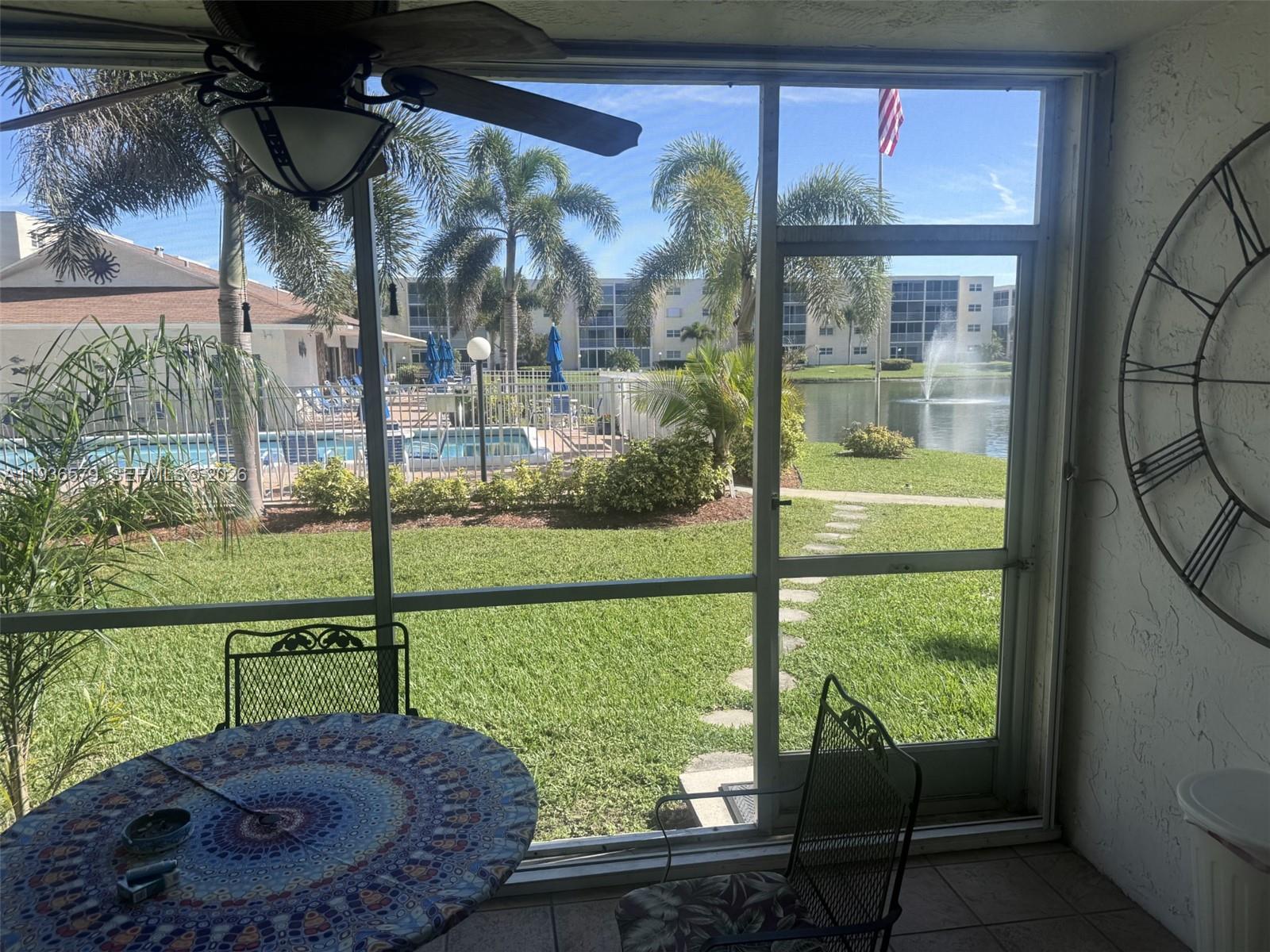 MEADOWBROOK LAKES CONDO - Residential