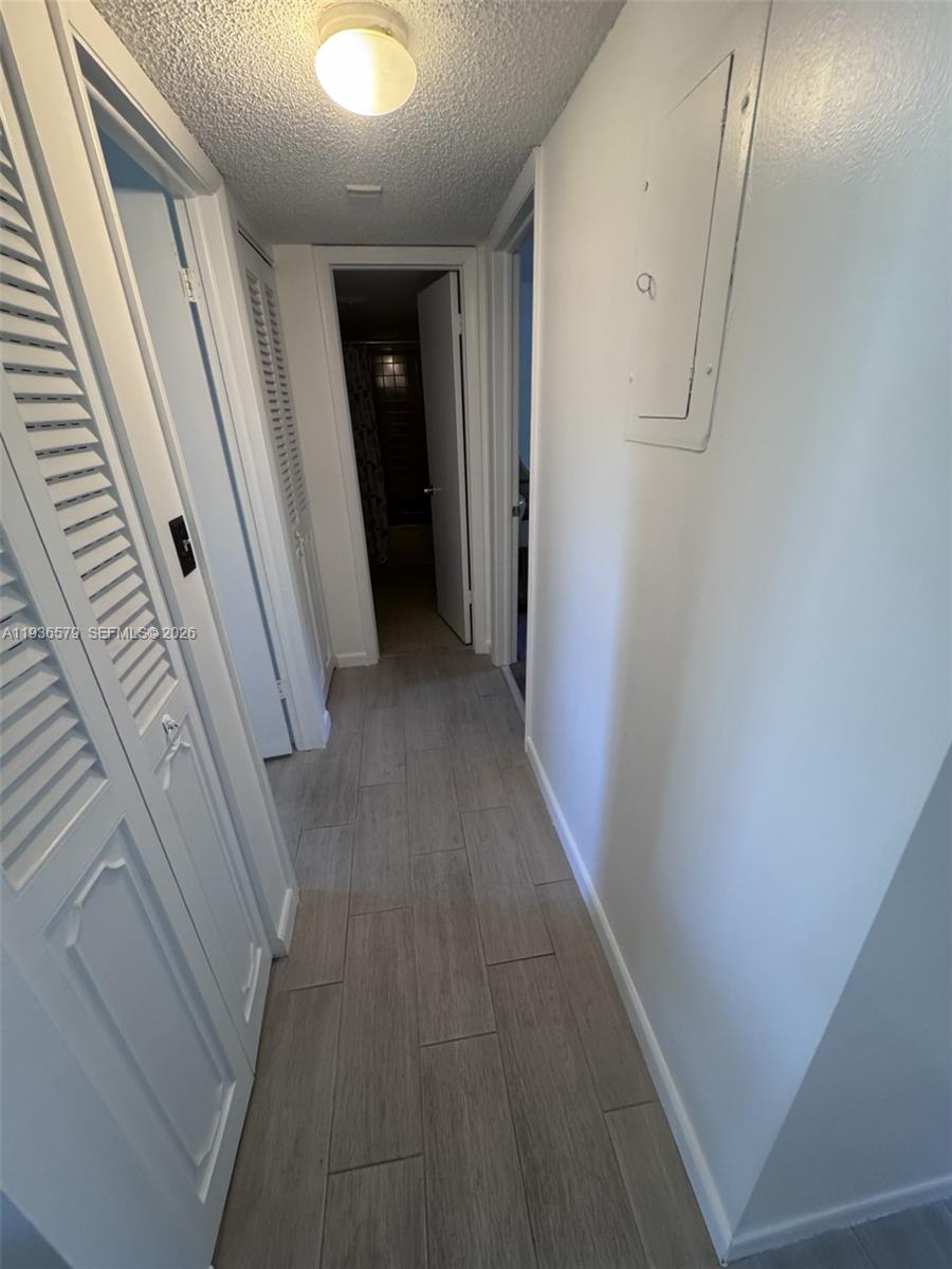 MEADOWBROOK LAKES CONDO - Residential