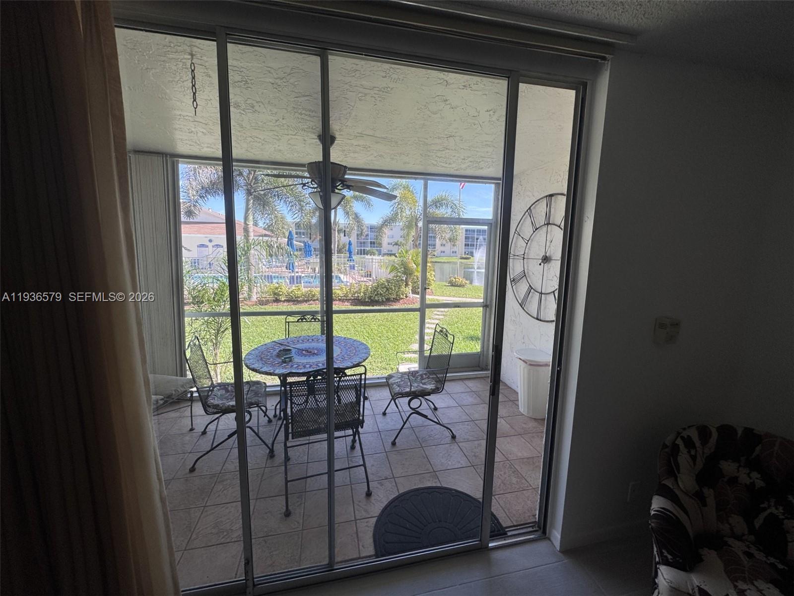 MEADOWBROOK LAKES CONDO - Residential