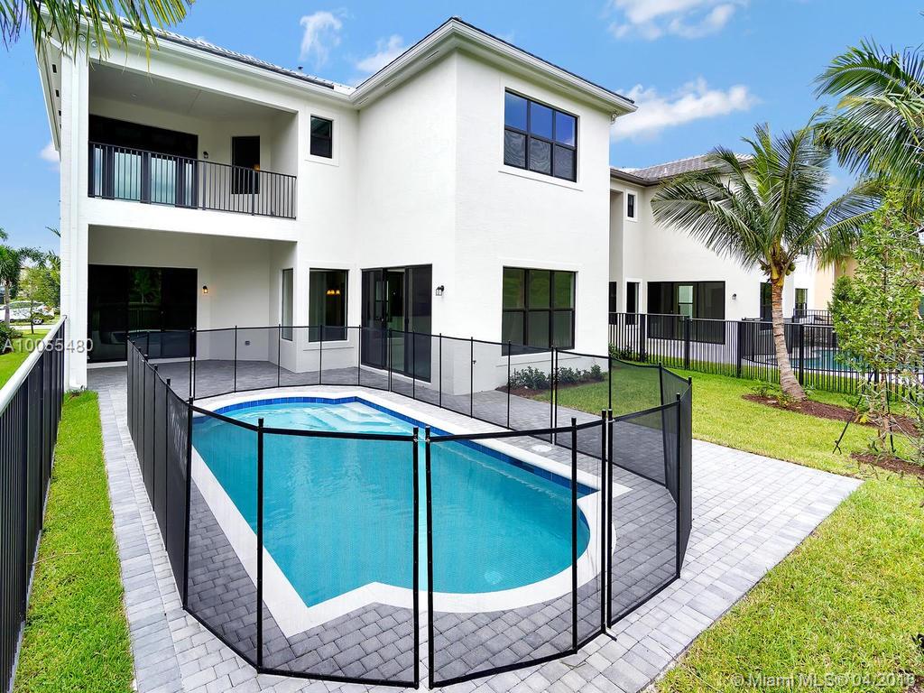 SEVEN BRIDGES - Residential Lease