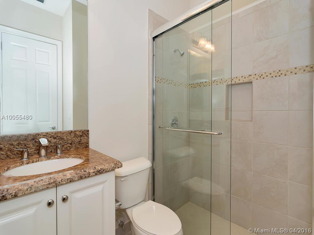 SEVEN BRIDGES - Residential Lease