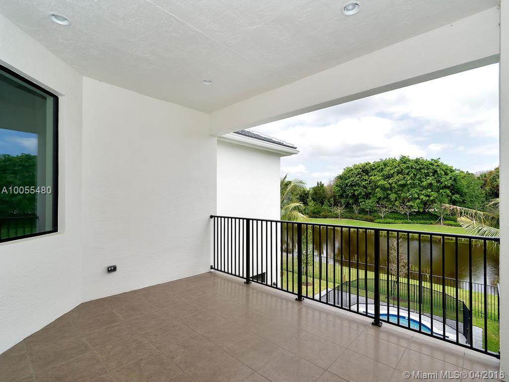 SEVEN BRIDGES - Residential Lease