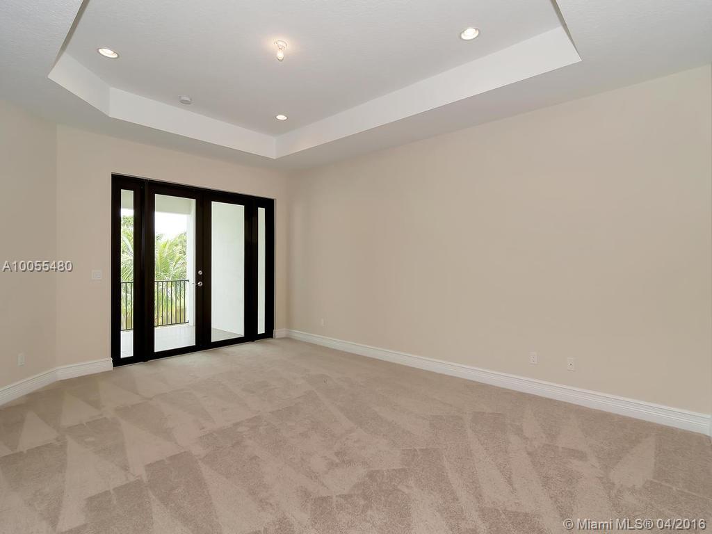 SEVEN BRIDGES - Residential Lease