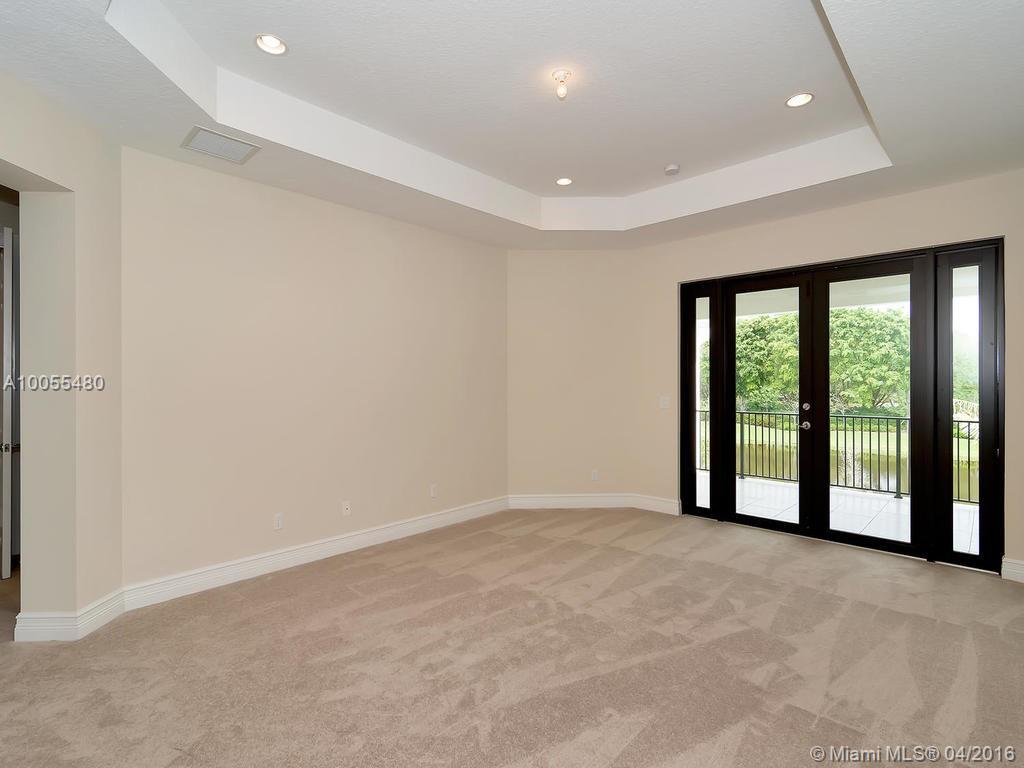 SEVEN BRIDGES - Residential Lease