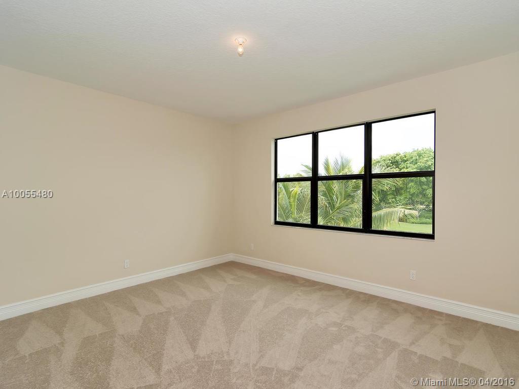 SEVEN BRIDGES - Residential Lease