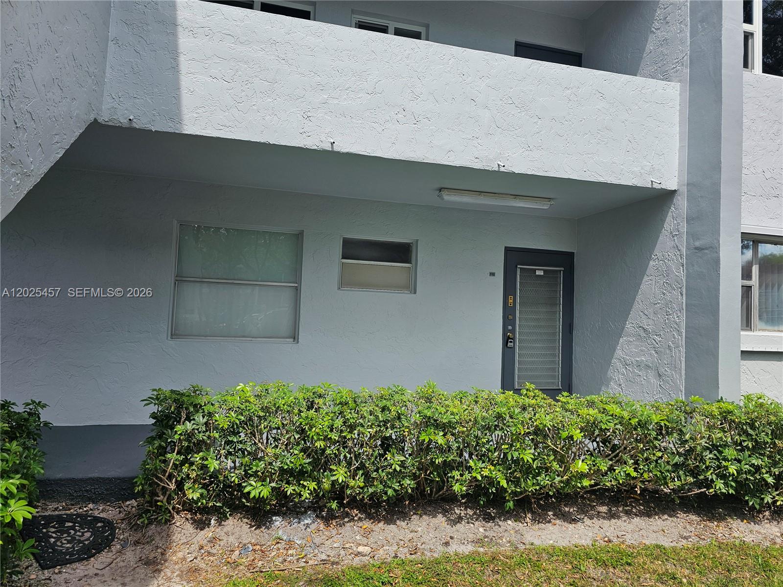 SANDS POINT CONDOMINIUM I - Residential