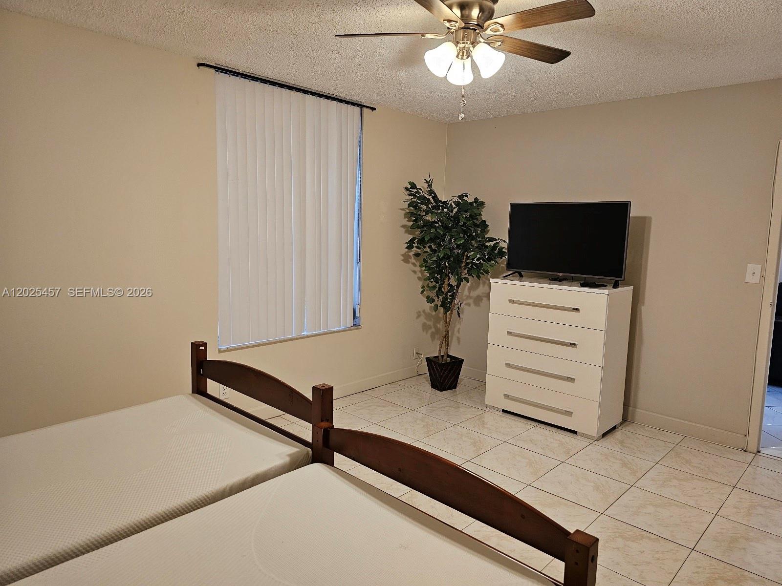 SANDS POINT CONDOMINIUM I - Residential