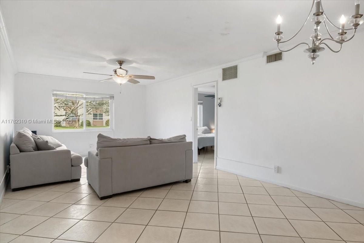9 NE 19th Ct 104C