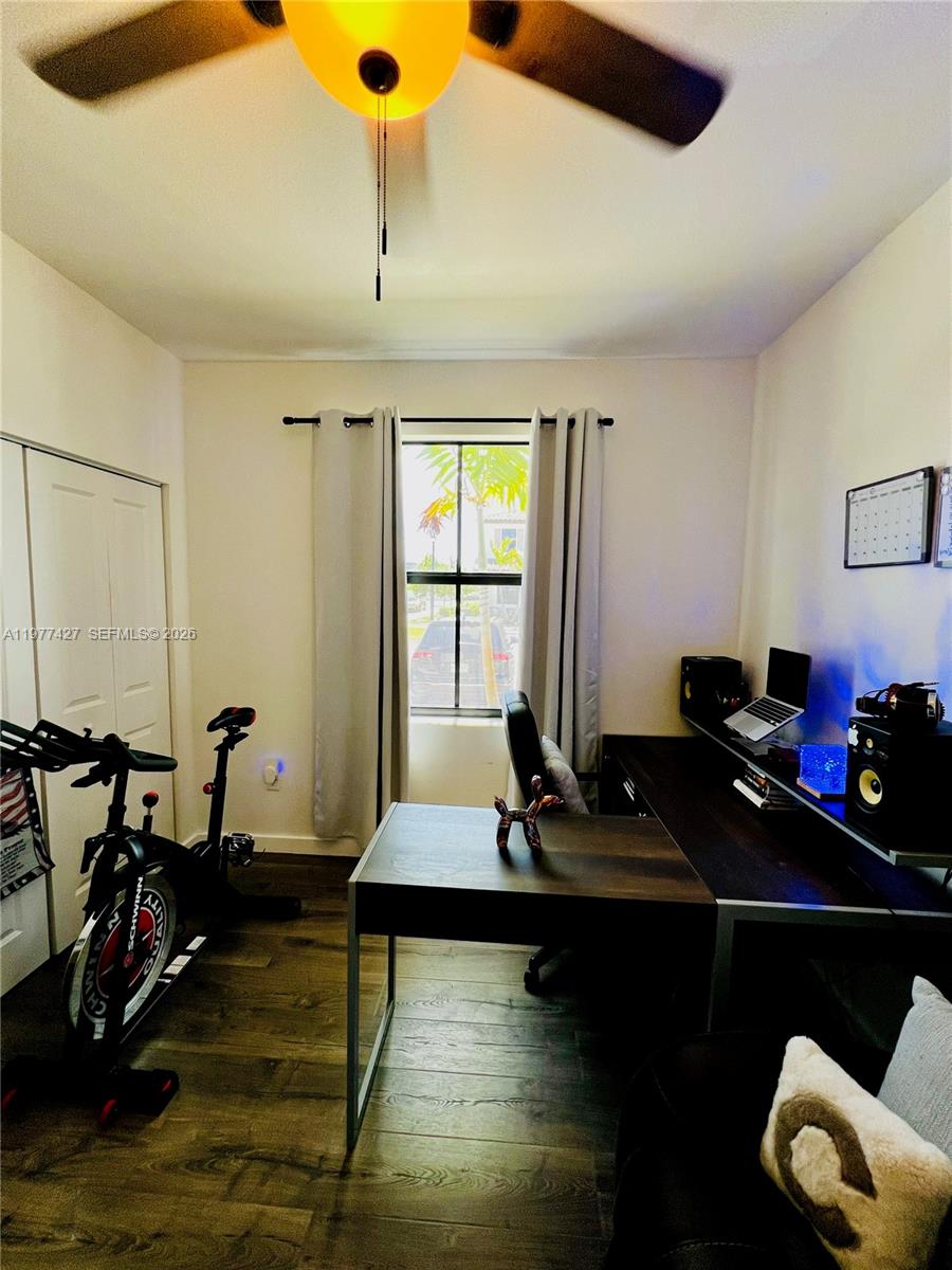 SILVER PALM RESIDENTIAL H - Residential