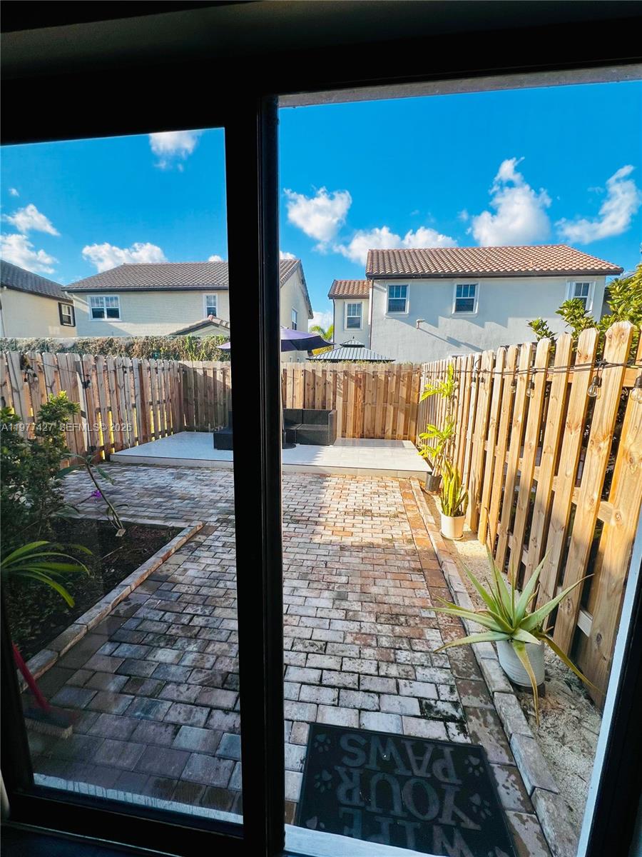 SILVER PALM RESIDENTIAL H - Residential