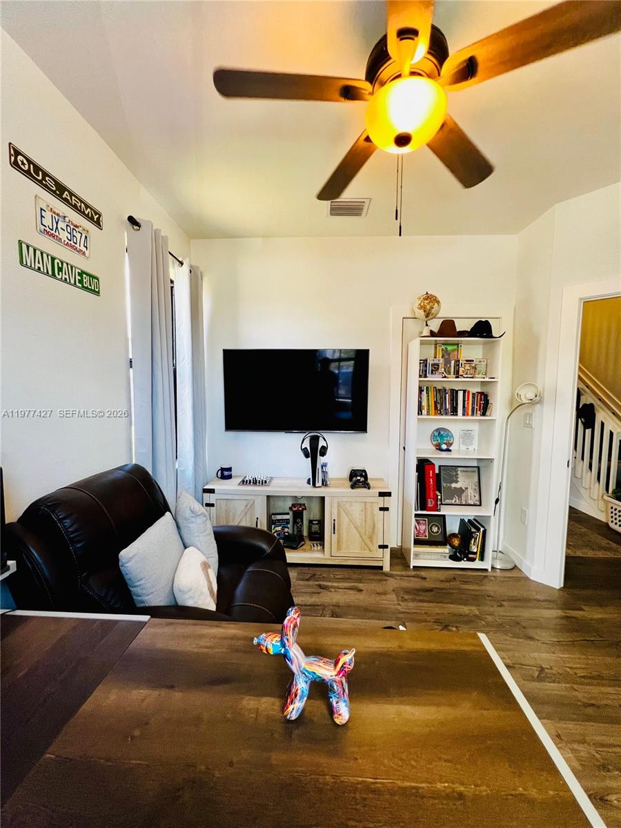 SILVER PALM RESIDENTIAL H - Residential