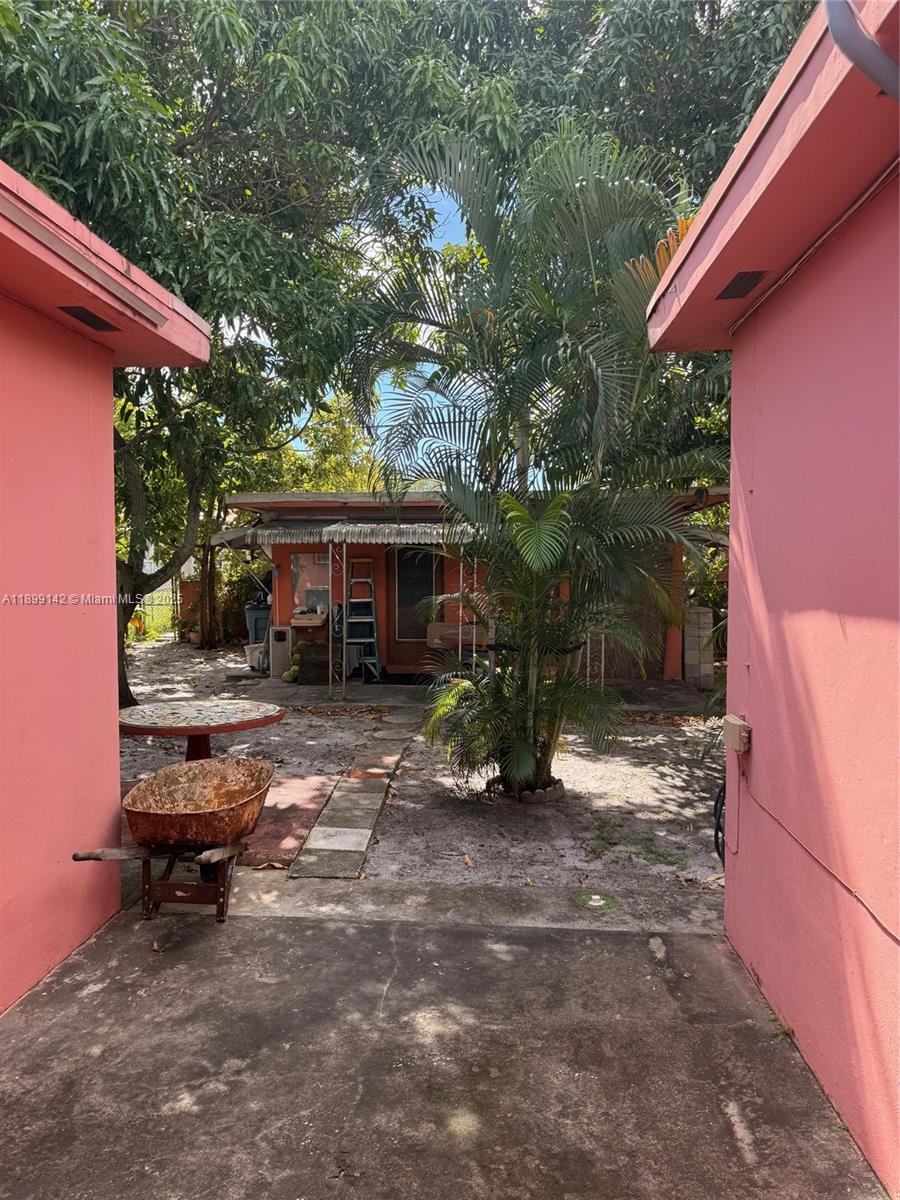 TOWN OF HIALEAH 1 ADDN AM - Residential Income