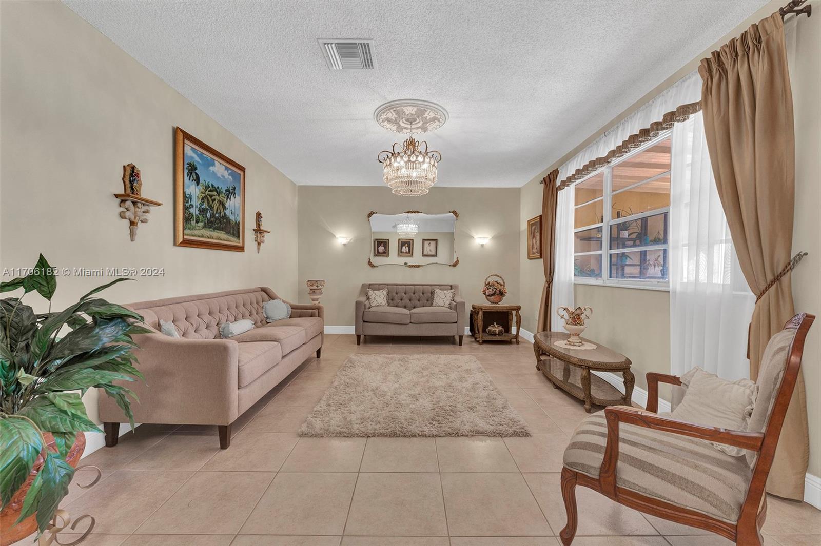 50 SW 130th Ave