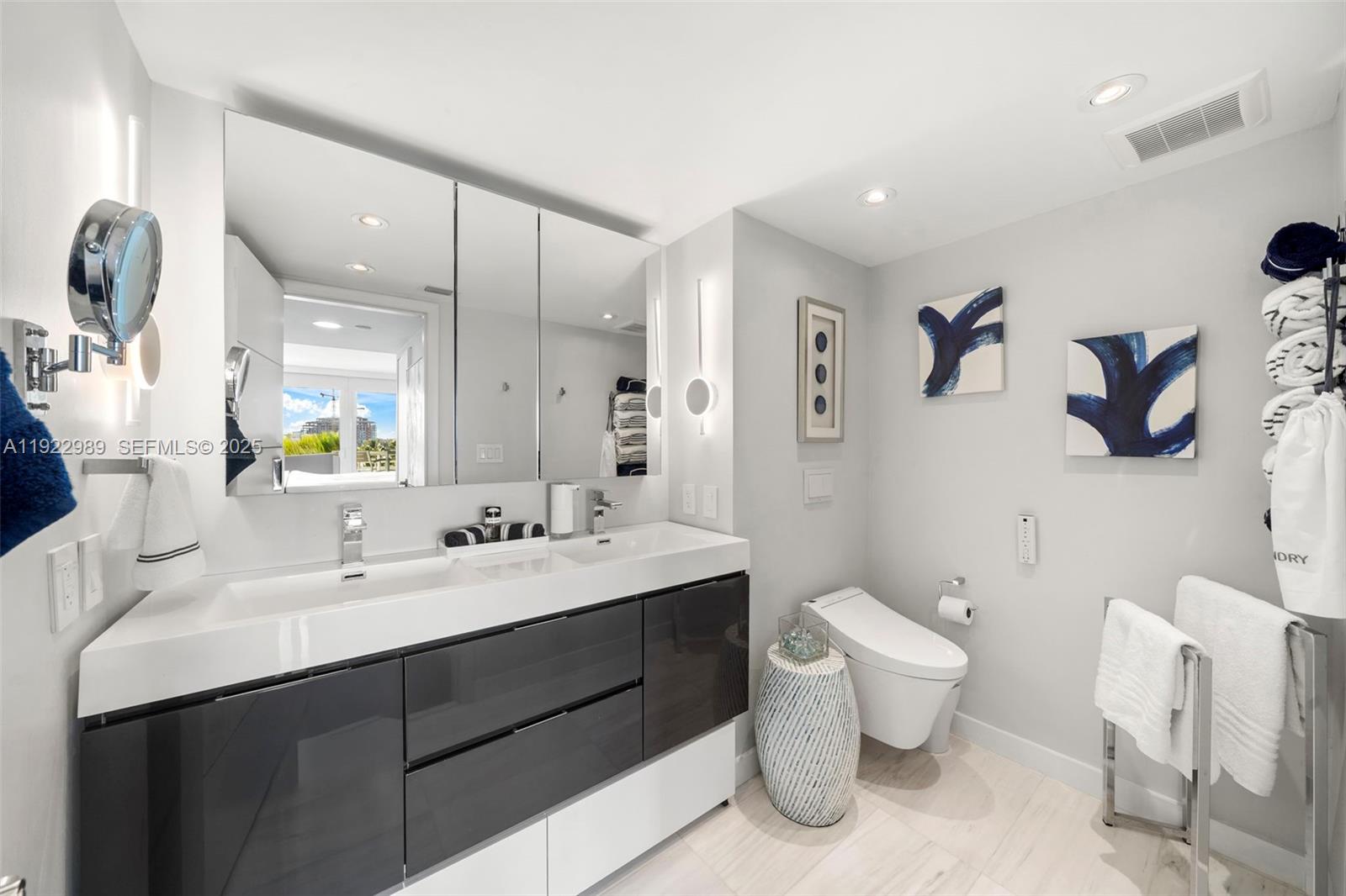 SOUTH POINTE TOWERS CONDO - Residential