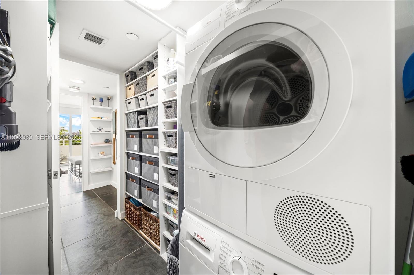 SOUTH POINTE TOWERS CONDO - Residential