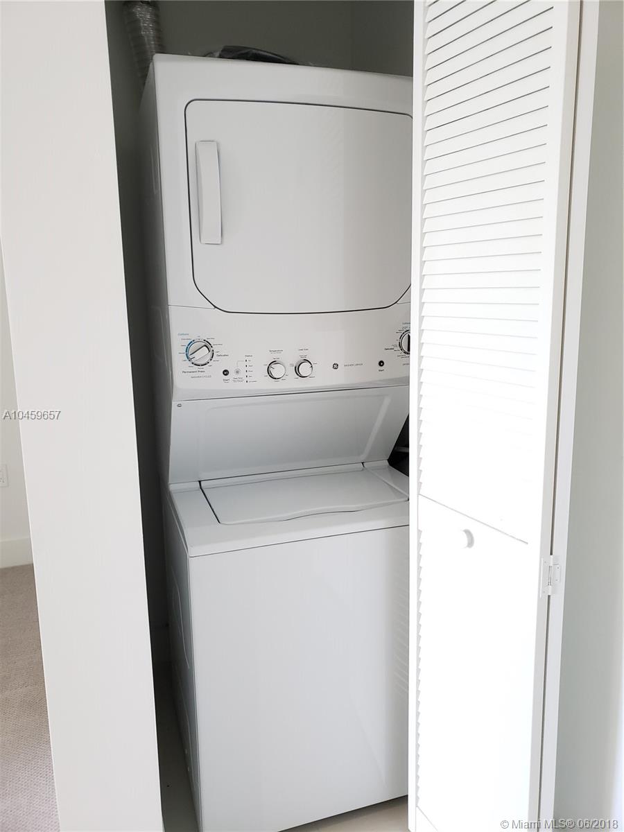 HYDE MIDTOWN - Residential Lease