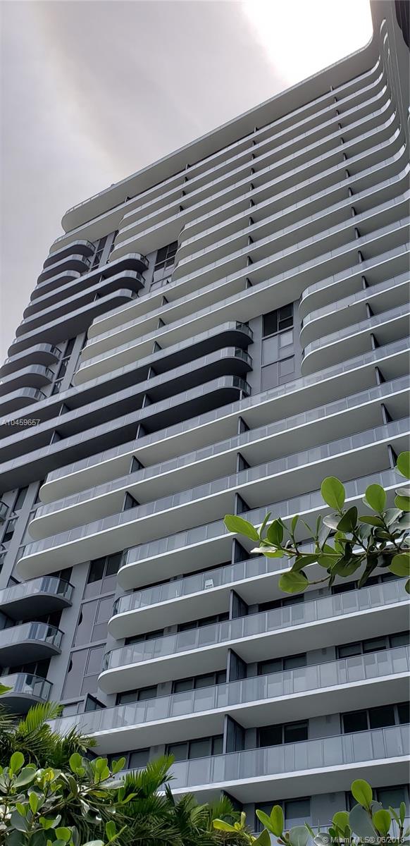 HYDE MIDTOWN - Residential Lease