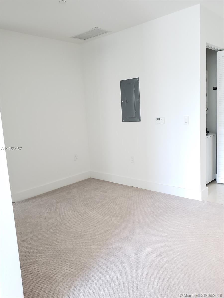 HYDE MIDTOWN - Residential Lease