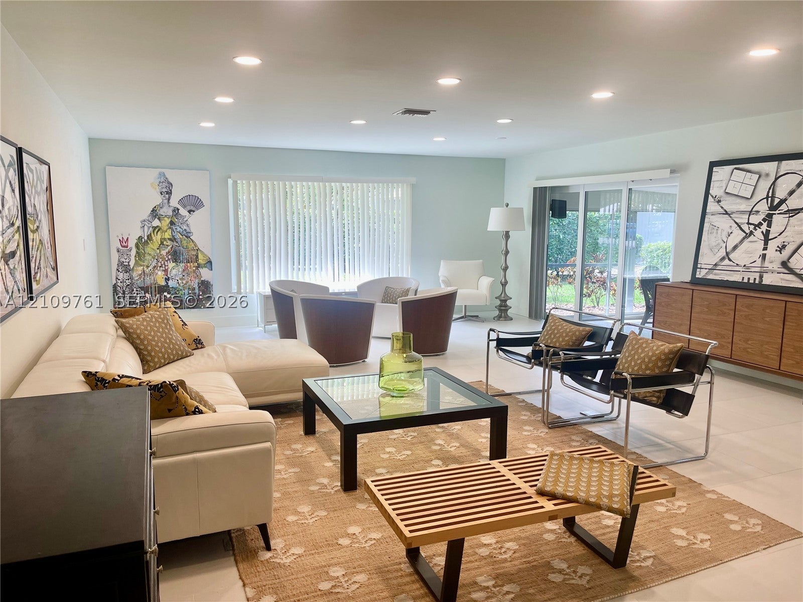 807 E Cypress Ln V-49