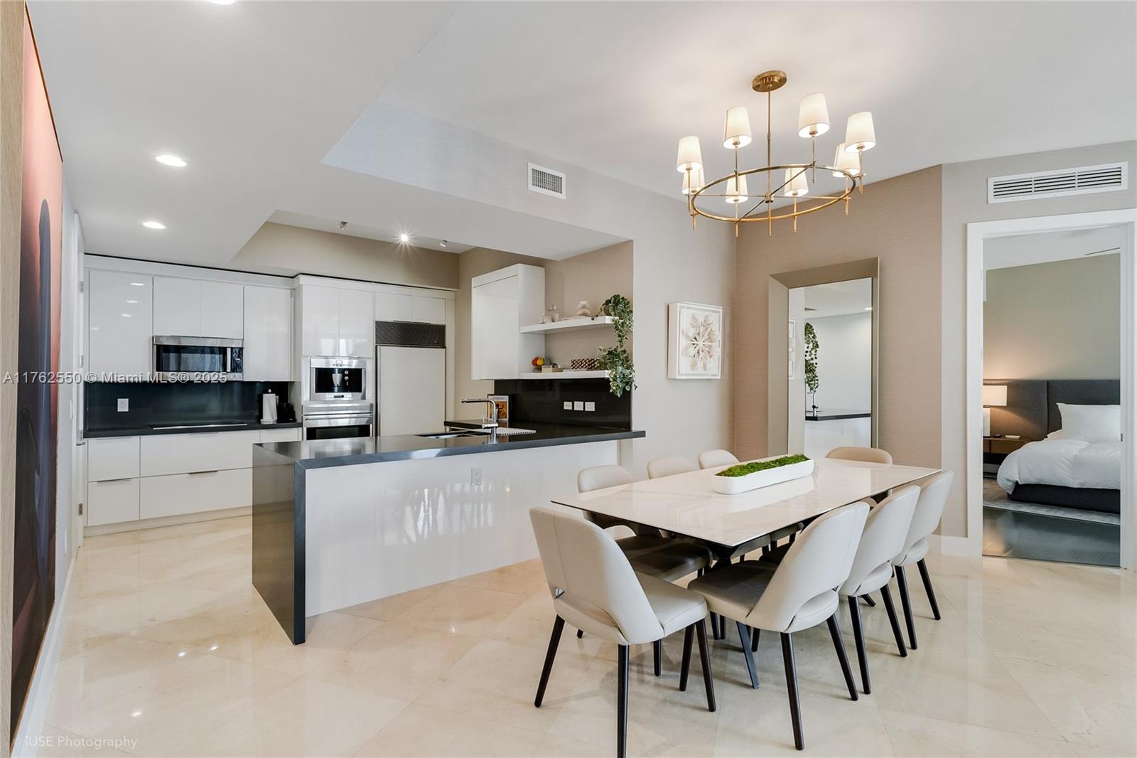 TDR TOWER I CONDO - Residential